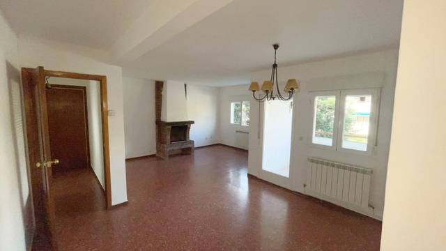 Apartamento en Alquiler en Calle Calle del Siete, 21 en Navalquejigo - Los Arroyos