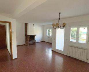 Apartament de lloguer a Navalquejigo - Los Arroyos