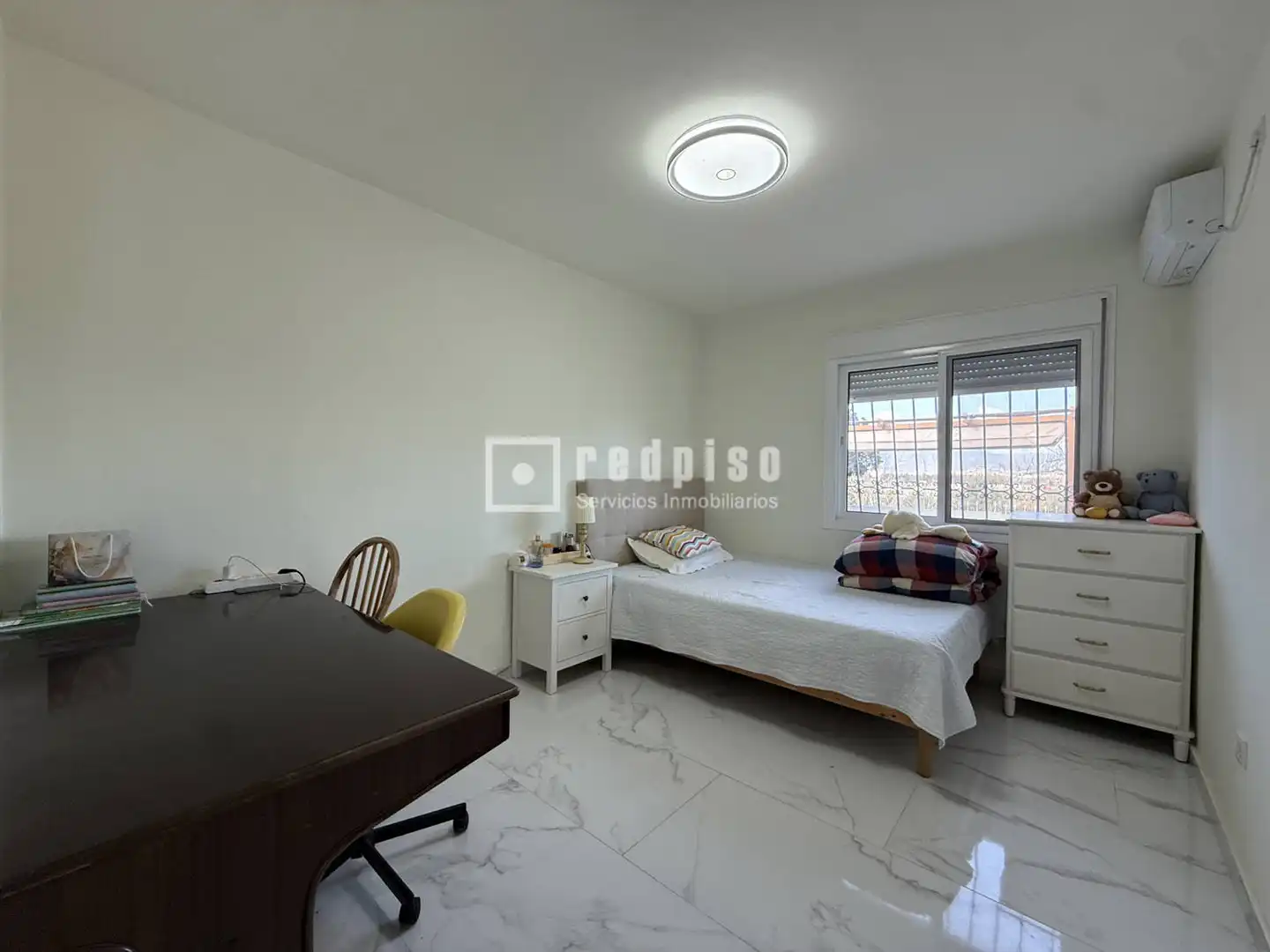 Bedroom of Houses for sale in Málaga  with Air Conditioner, Private garden and Furnished