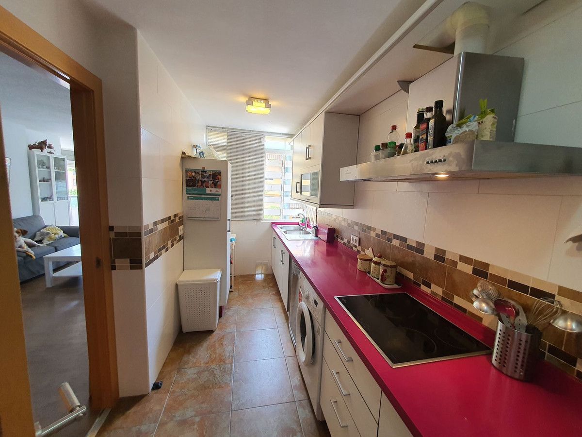 Kitchen of Apartment for sale in Fuengirola  with Air Conditioner, Heating and Terrace