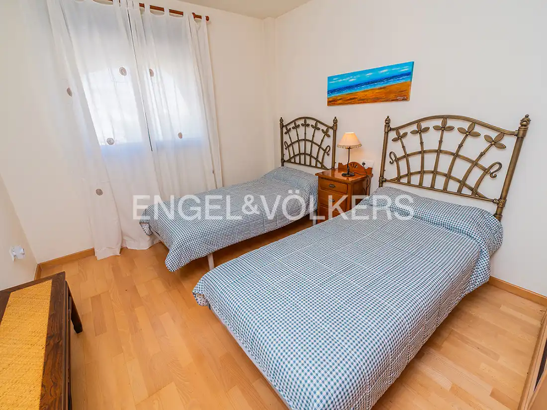 Bedroom of Detached homes for rent in Alicante / Alacant  with Air Conditioner, Heating and Private garden