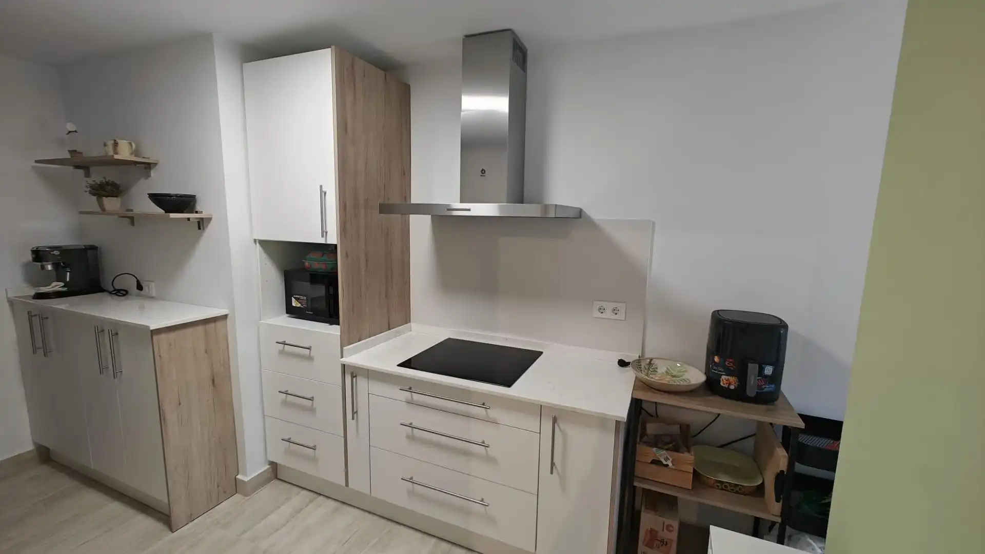 Cuina de Pis en venda en Sevilla amb Aire condicionat