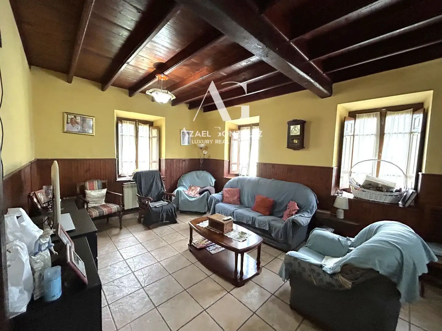 Living room of Houses for sale in Peñamellera Baja  with Private garden, Terrace and Storage room