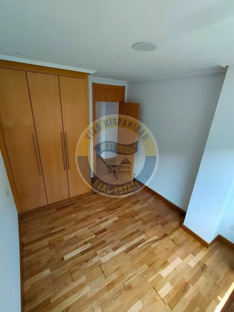 Bedroom of Flat for sale in Vigo   with Heating and Storage room