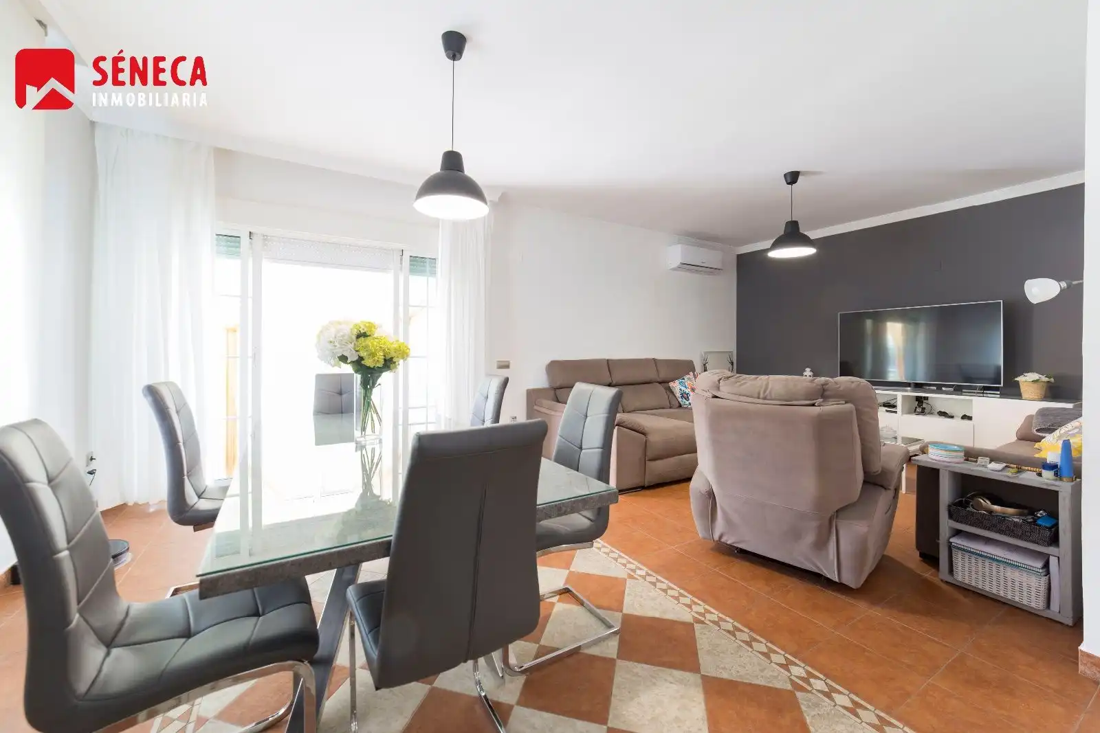 Villa mit Pool zum Verkauf in VERBENA DE LA PALOMA, imagen 3