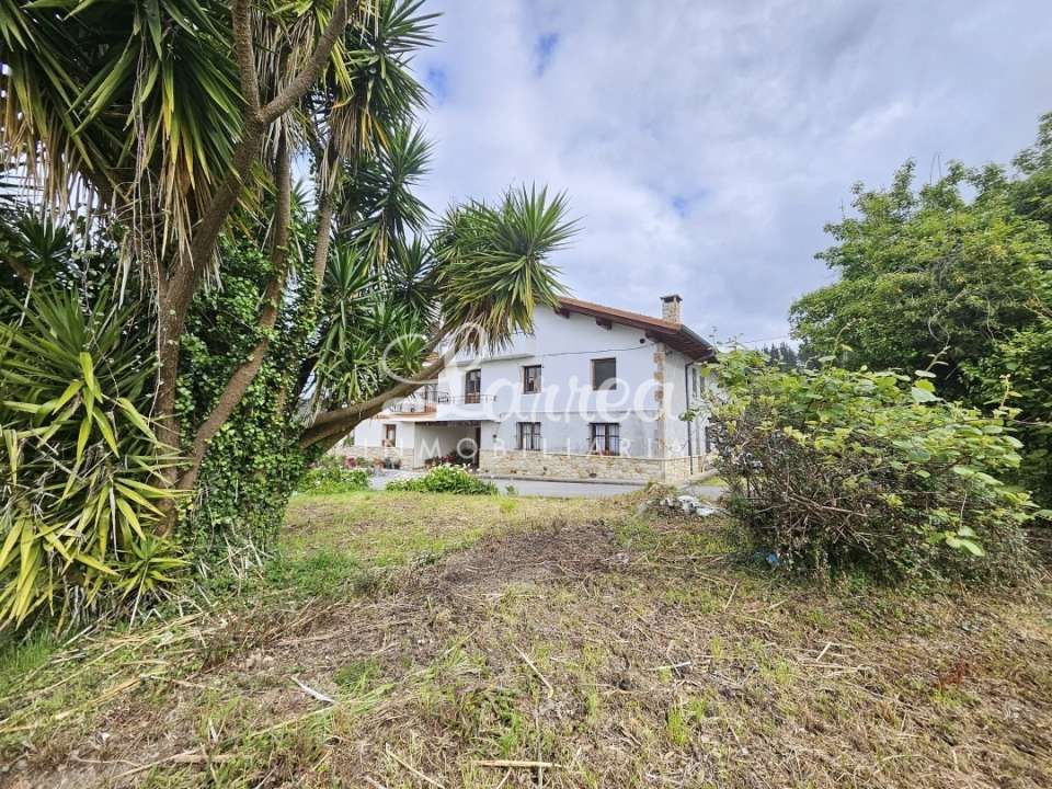 Casa adosada en venda en Alonsotegi