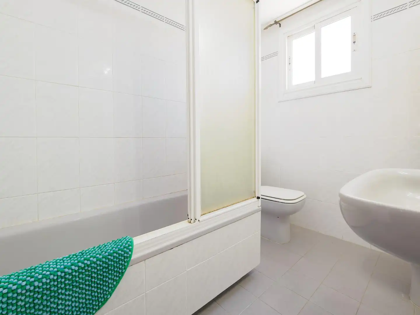 Baño de Piso en venta en Málaga con Jardín privado, Terraza y Trastero