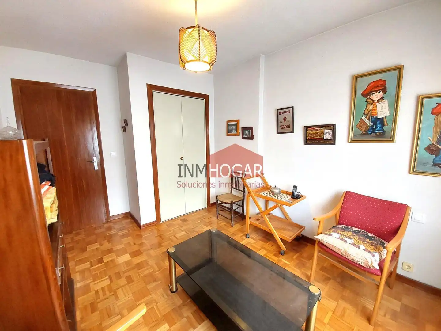 Sala de estar de Piso en venta en Arévalo con Calefacción, Parquet y Amueblado