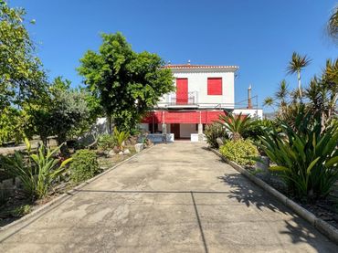 Villa con giardino in vendita a Pego