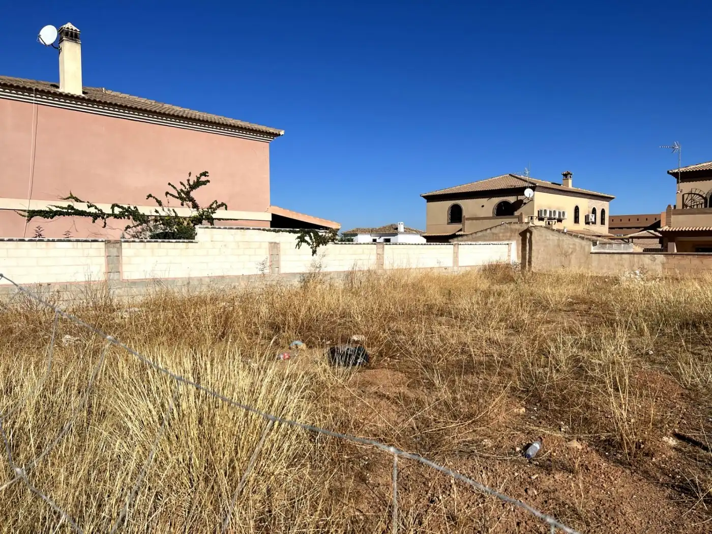 Terrenys i solars en venda a Zona de la Vega, imagen 2