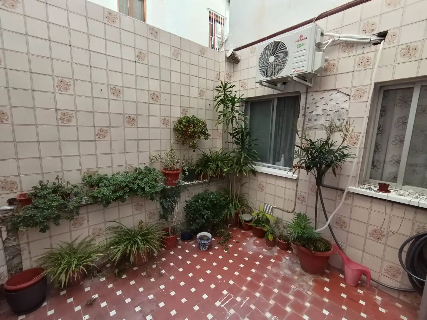 Terrasse von Einfamilien-Reihenhaus zum Verkauf in Jaén mit Klimaanlage, Heizung und Terrasse