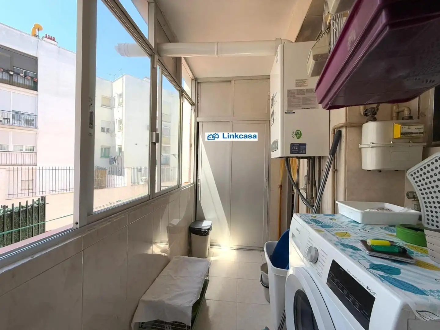 Terraza de Piso en venta en Madrid con Calefacción, Terraza y Alarma