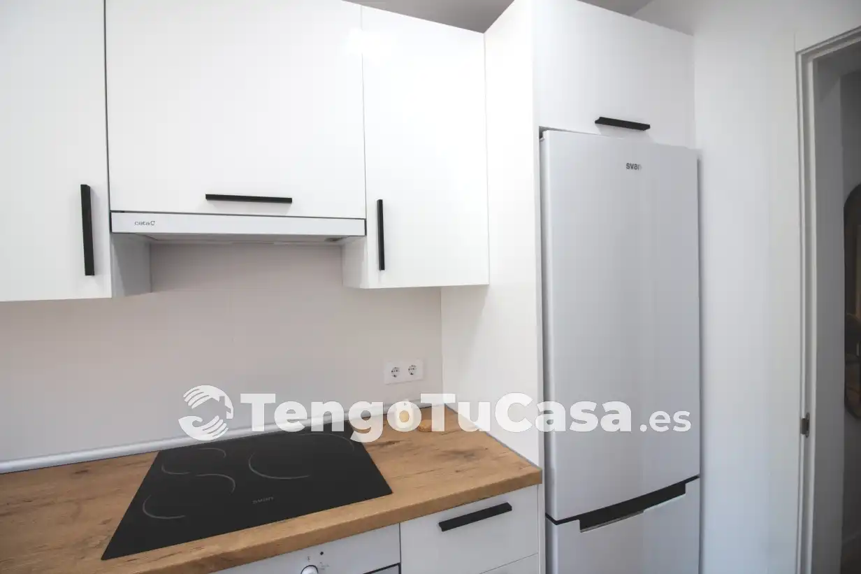 Kitchen of Flat for sale in Madrid  with Air Conditioner, Heating and Parquet flooring
