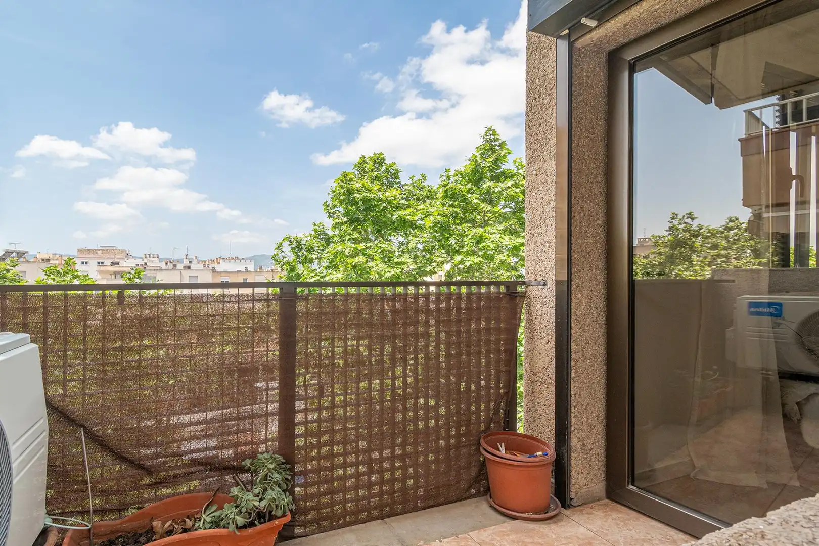 Terraza de Piso de alquiler en  Palma de Mallorca con Aire acondicionado, Calefacción y Amueblado