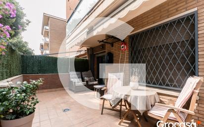 Jardí de Pis en venda en Sant Vicenç Dels Horts amb Aire condicionat, Calefacció i Jardí privat