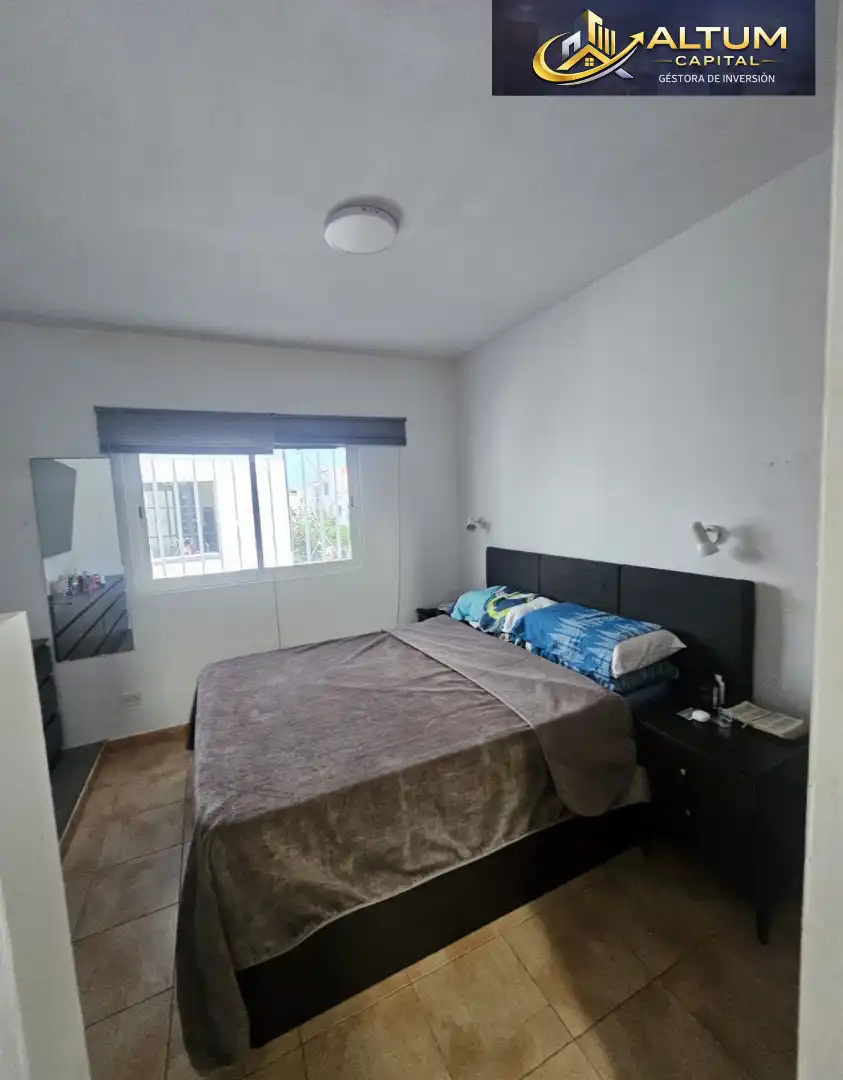 Schlafzimmer von Wohnung zum Verkauf in Arona mit Möbliert, Ofen und Waschmaschine