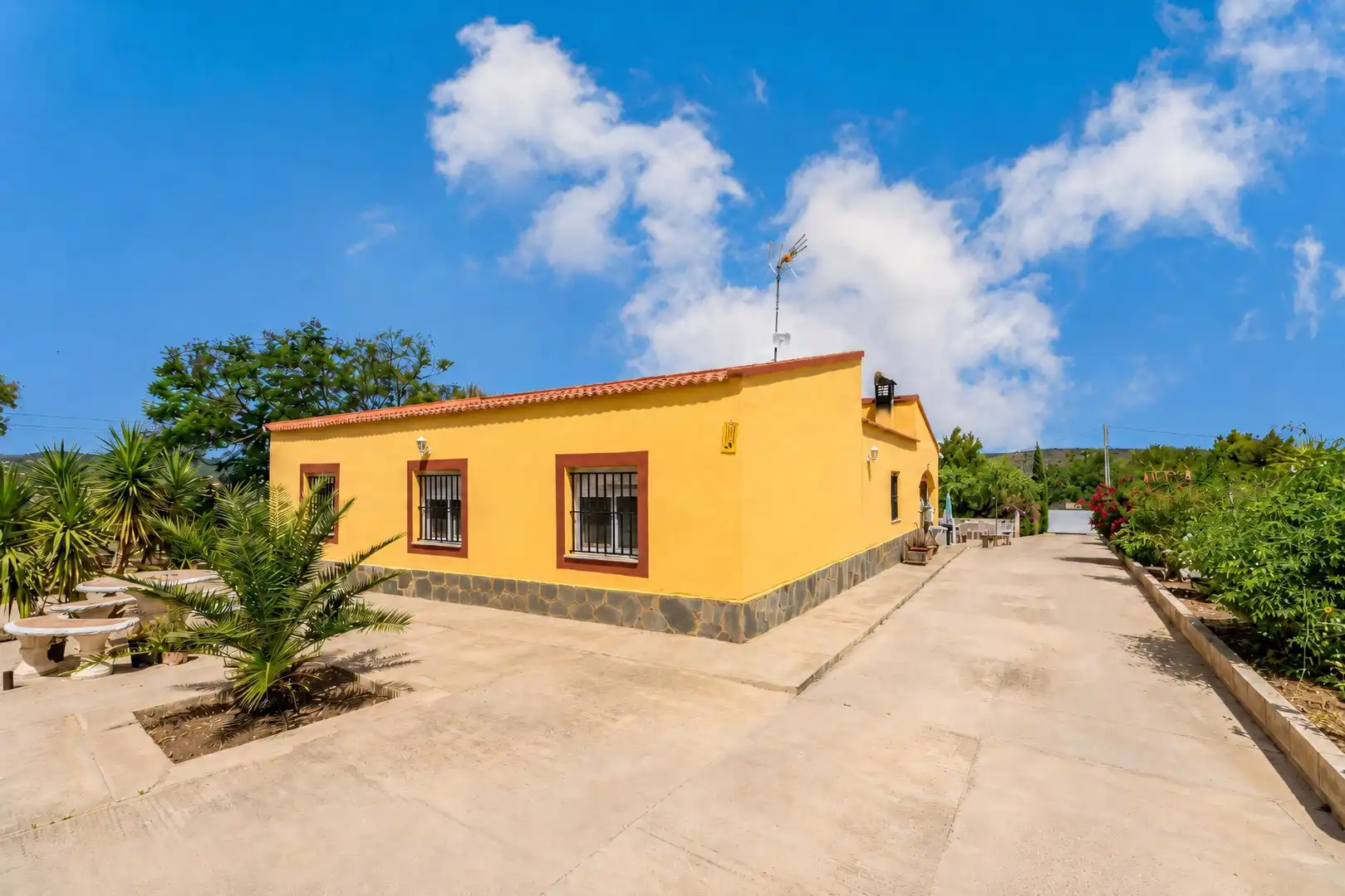 Casa amb piscina en venda a POLIGONO 17 206, imagen 3