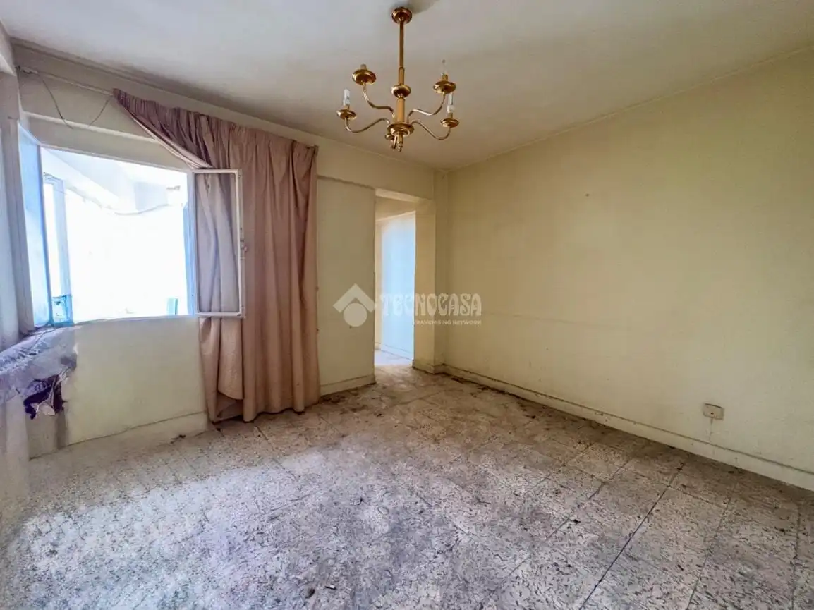 Piso en venta en Jaén con Balcón
