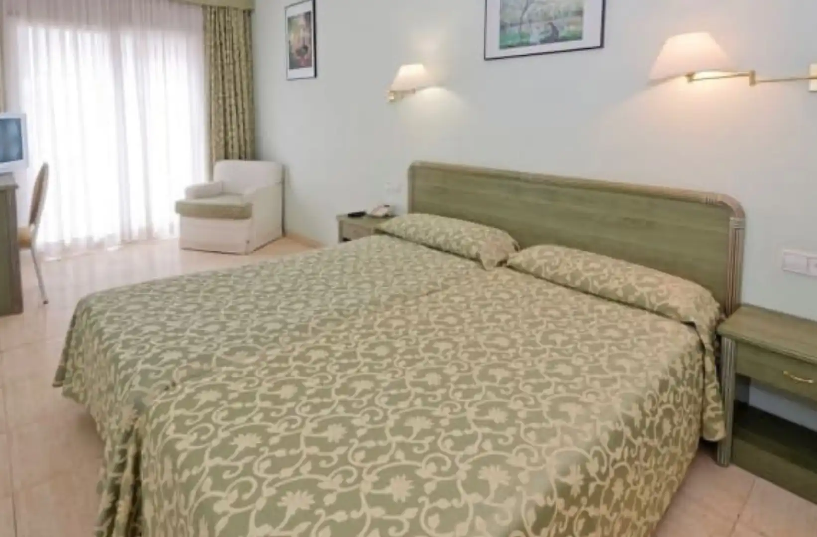 Hotel with lift for sale in Calella, imagen 5