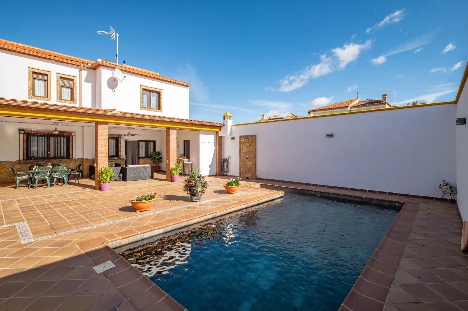 Piscina de Casa o chalet en venta en Albolote con Aire acondicionado, Calefacción y Terraza