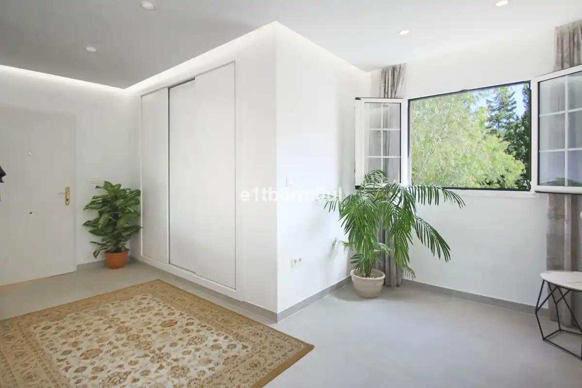 Flat with lift for sale in Nueva Andalucía, imagen 20