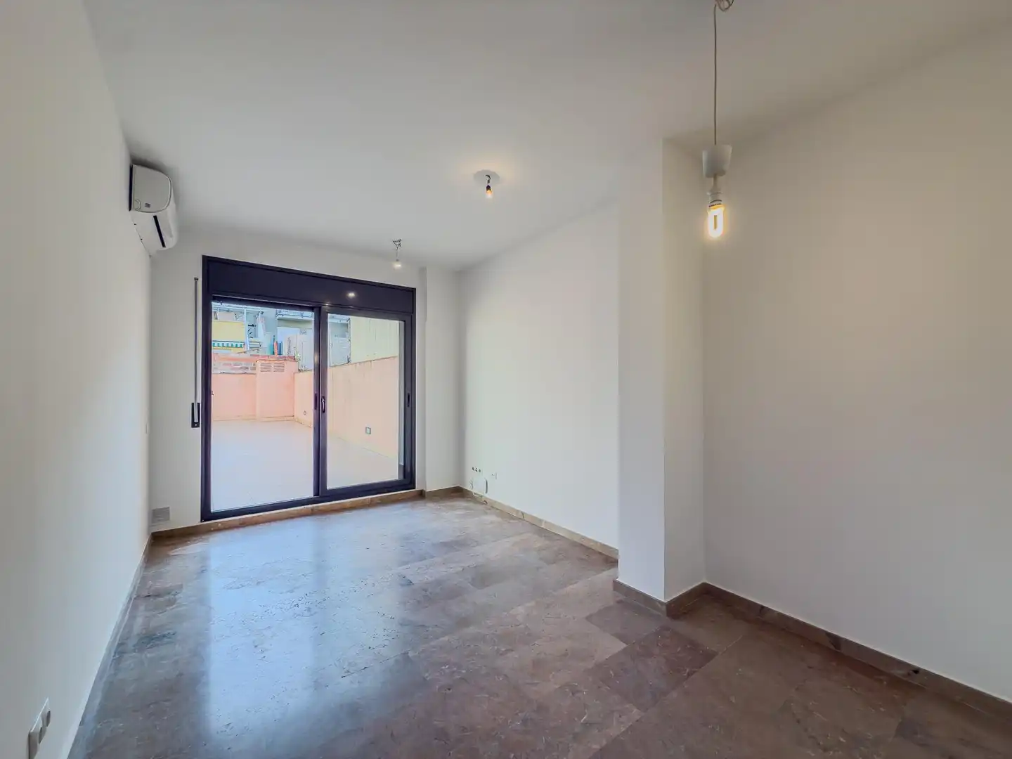 Planta baixa en venda en Terrassa amb Aire condicionat, Calefacció i Terrassa