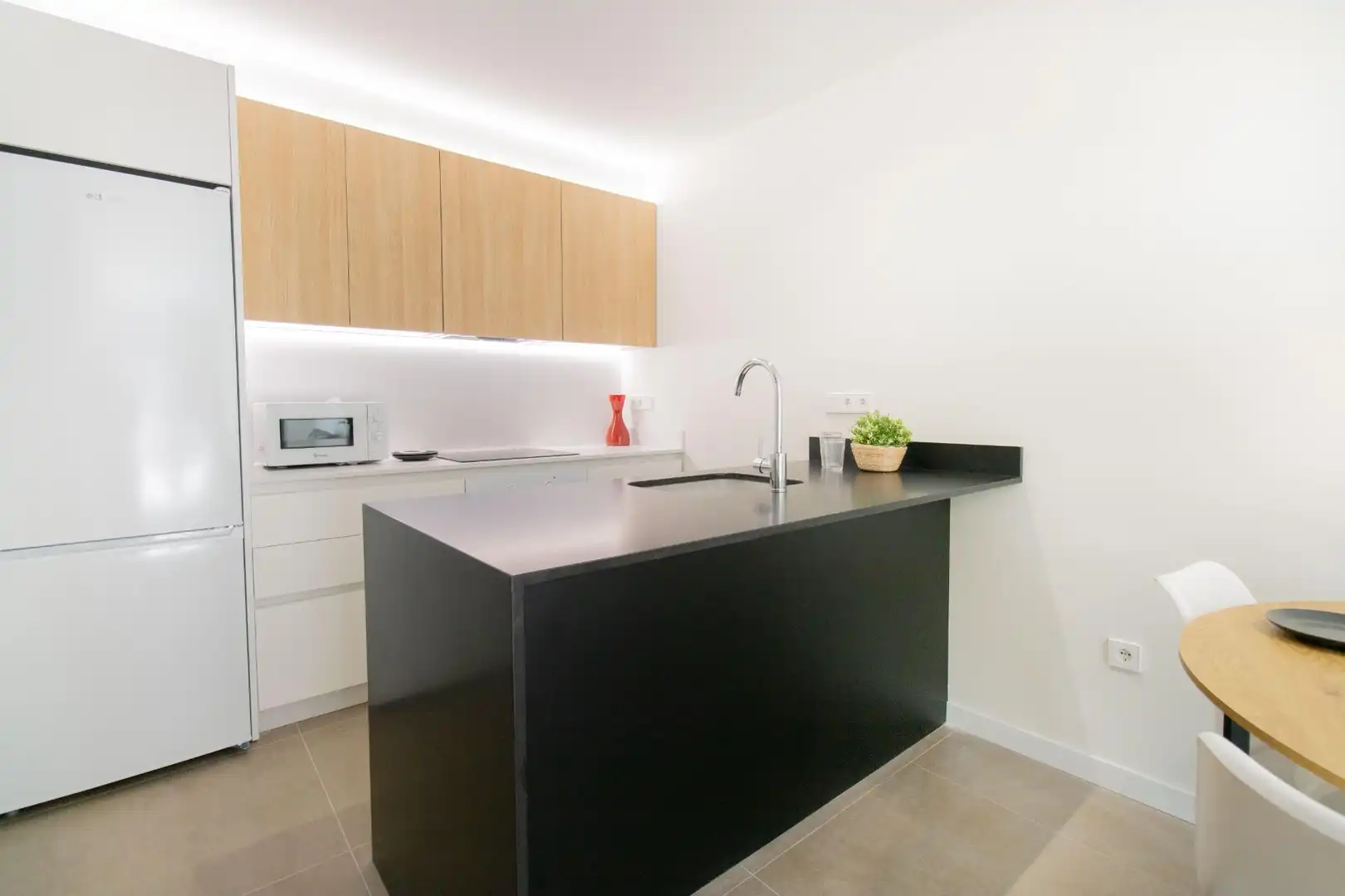 Ground floor for rent in Vinalesa, Valencia