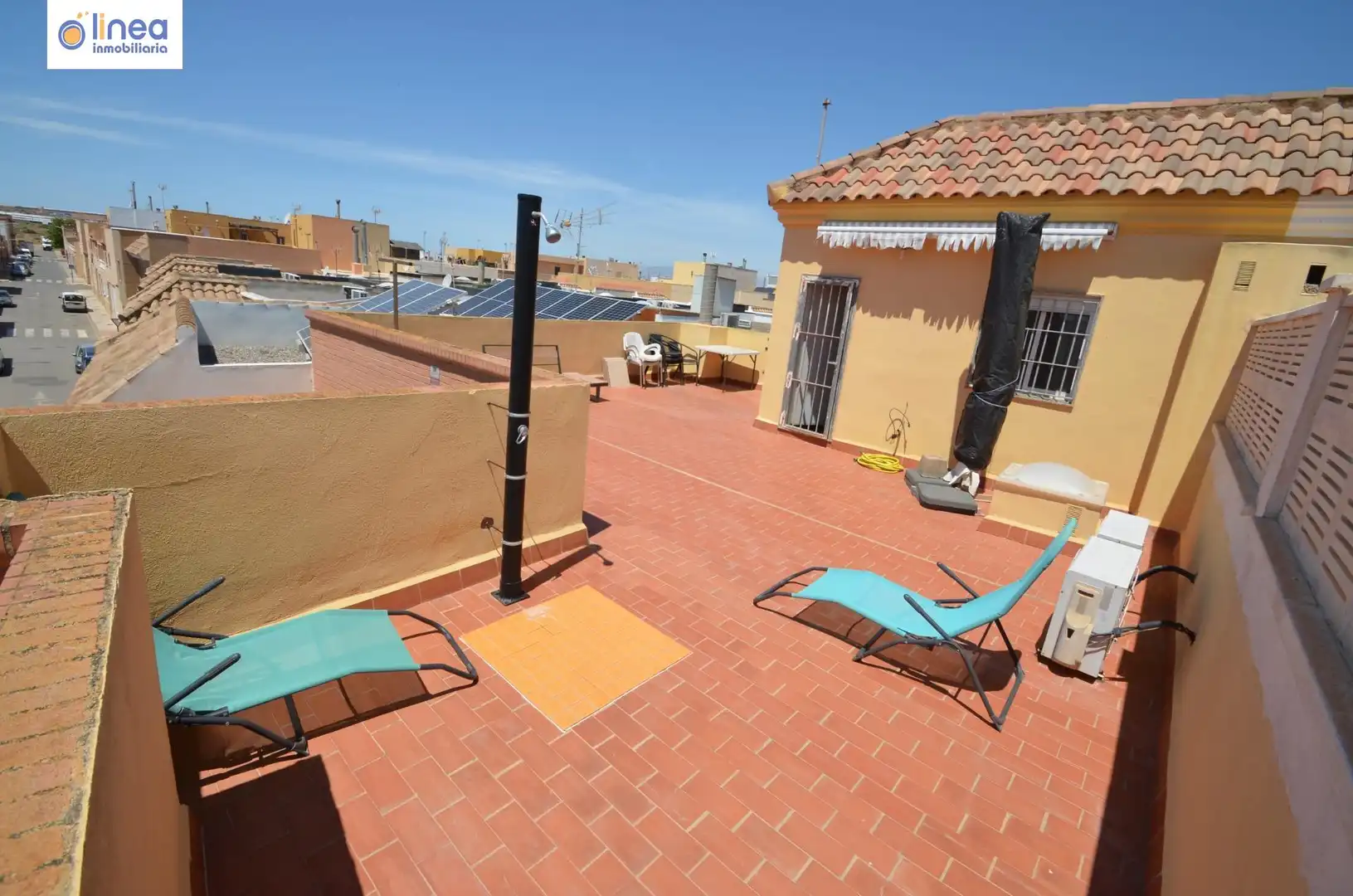 Casa adosada en venta en Calle ANGEL CARA, La Mojonera