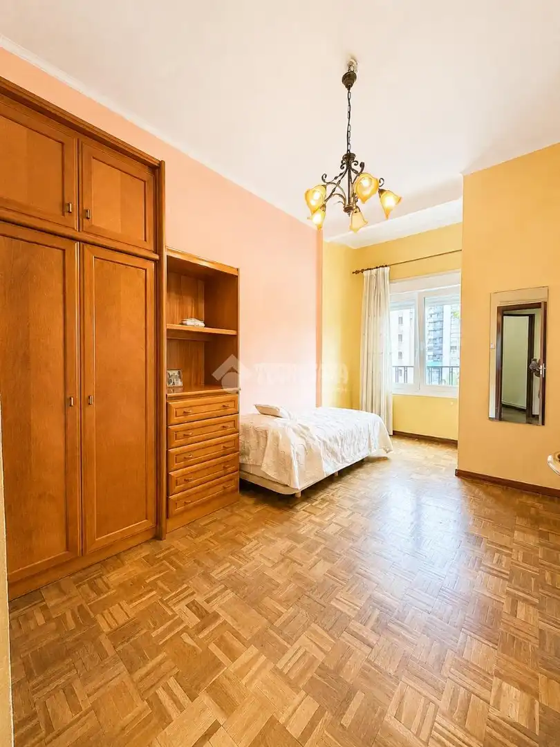 Bedroom of Flat for sale in Madrid  with Air Conditioner and Heating