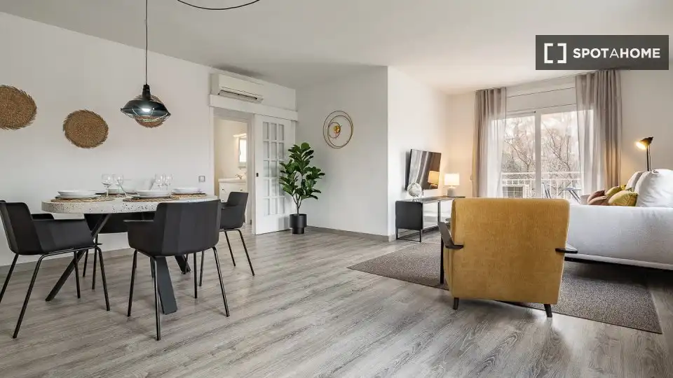 Room in Centre - Estació