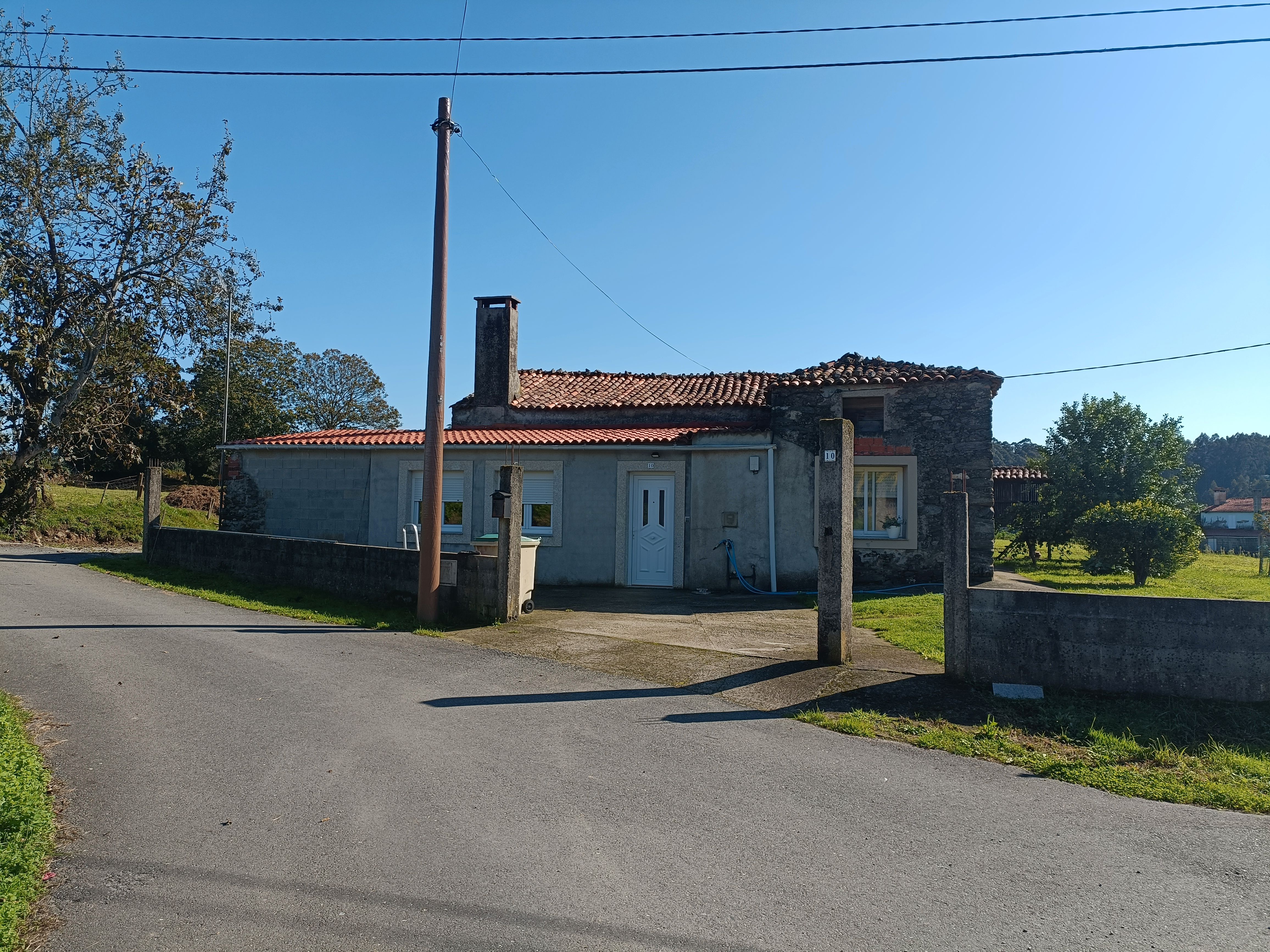 Vista exterior de Casa o xalet en venda en Oza dos Ríos amb Jardí privat i Traster