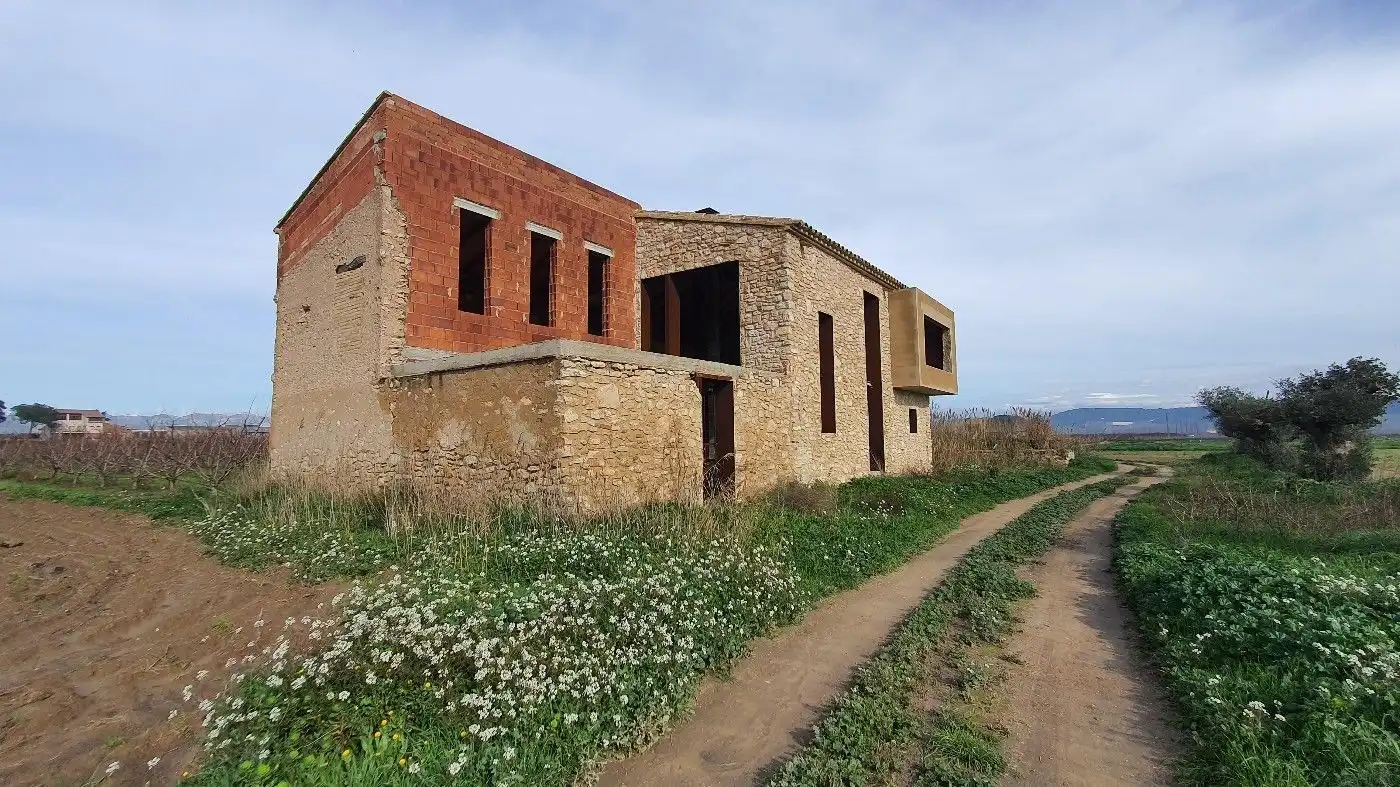 Vista exterior de Casa o chalet en venta en Benissanet con Terraza