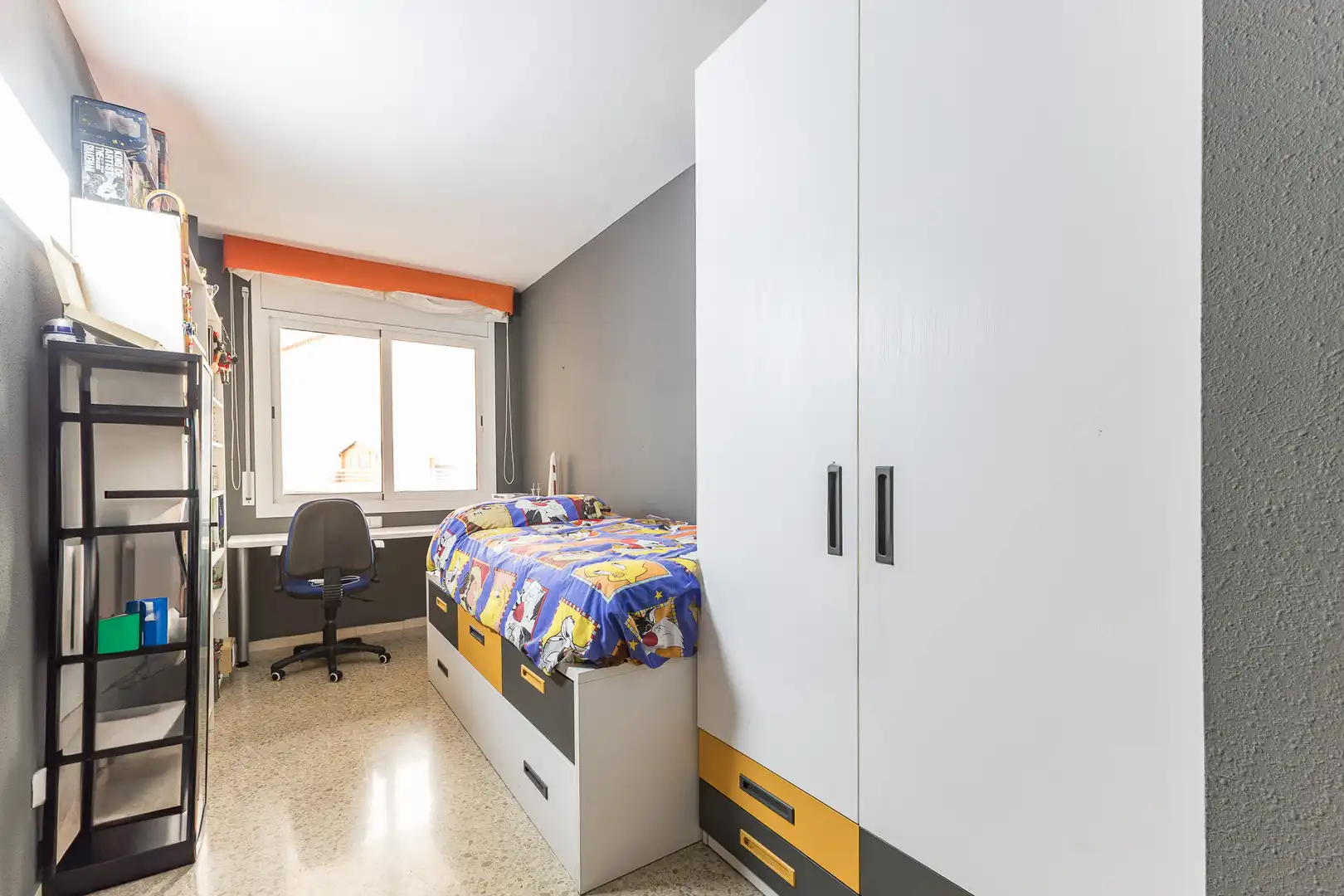 Schlafzimmer von Wohnung zum Verkauf in Barcelona mit Klimaanlage, Heizung und Terrasse