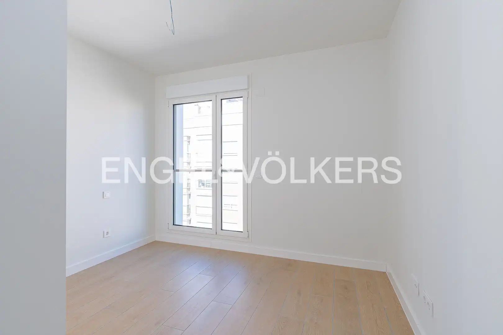 Bedroom of Flat for rent in Madrid  with Air Conditioner, Heating and Swimming Pool