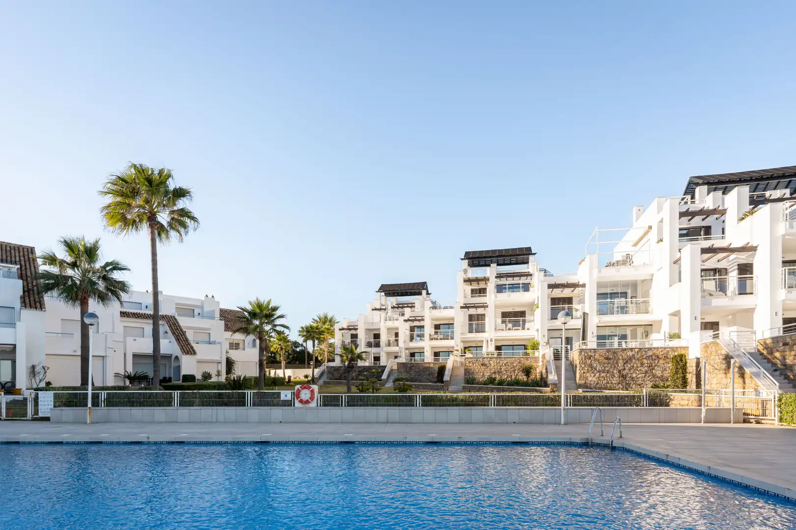 Vista exterior de Planta baixa en venda en Casares amb Aire condicionat, Terrassa i Moblat
