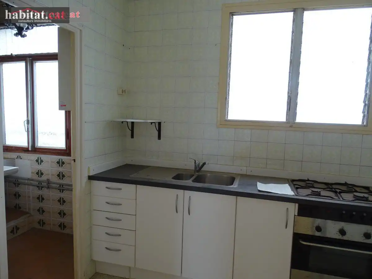 Cocina de Piso en venta en Vilanova i la Geltrú