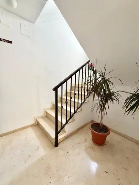 Ground floor for sale in Campillos  with Air Conditioner, Washing machine and Microwave