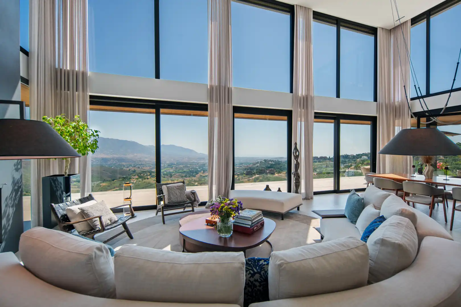 Living room of Houses for sale in Marbella  with Air Conditioner, Private garden and Terrace