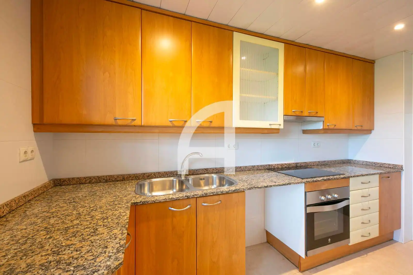 Cuina de Dúplex en venda en Gavà amb Aire condicionat, Calefacció i Terrassa