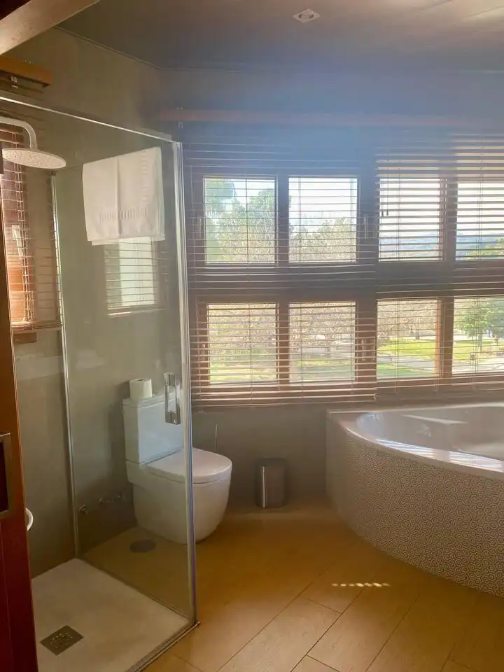 Baño de Casa o chalet de alquiler en Casabermeja con Aire acondicionado, Jardín privado y Piscina