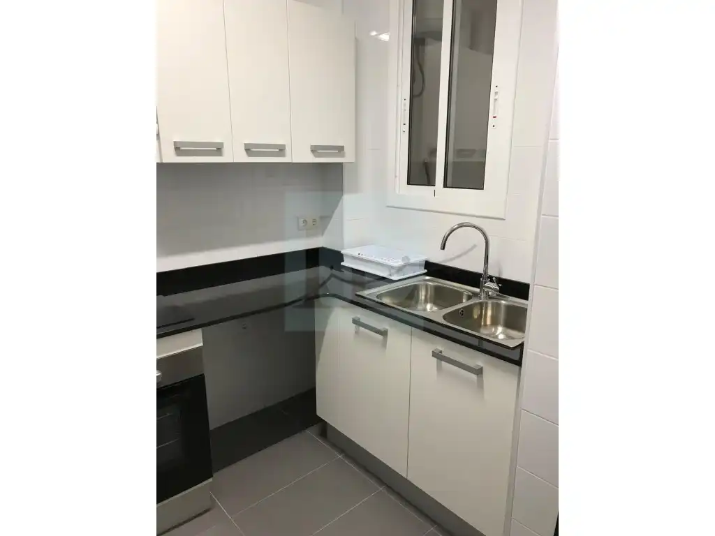 Cocina de Edificio en venta en Montbrió del Camp