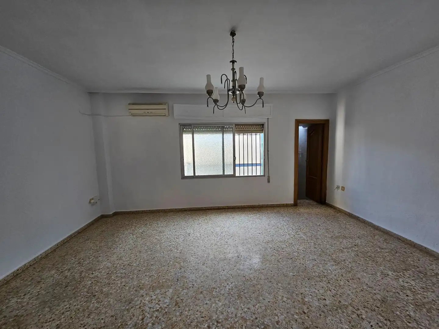 Sala de estar de Casa o chalet en venta en San Antonio de Benagéber con Terraza y Trastero