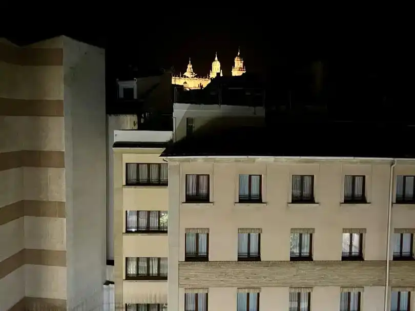 Vista exterior de Pis en venda en  Jaén Capital amb Aire condicionat, Terrassa i Balcó