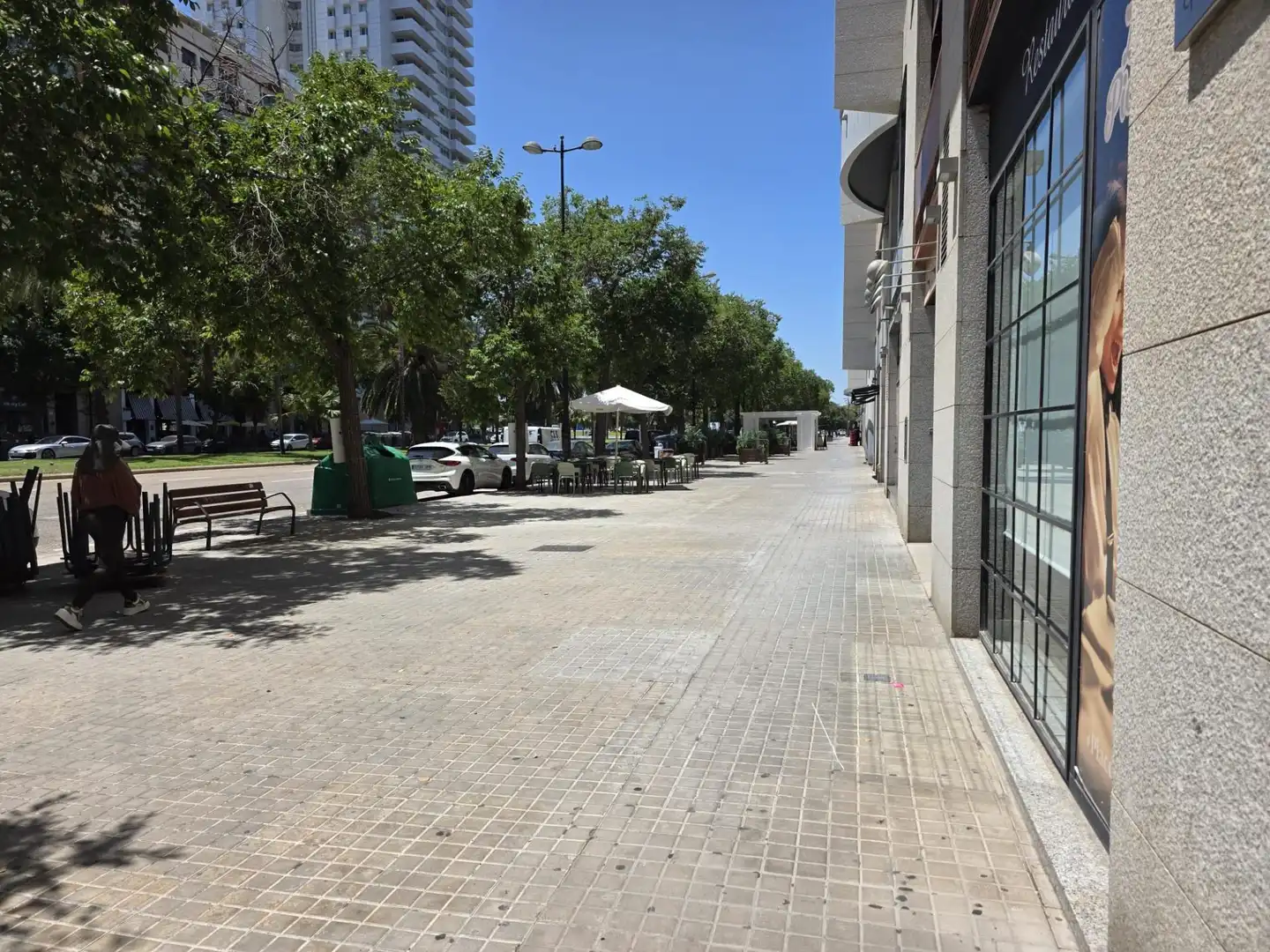 Außenansicht von Wohnung zum Verkauf in Valencia mit Klimaanlage, Privatgarten und Terrasse