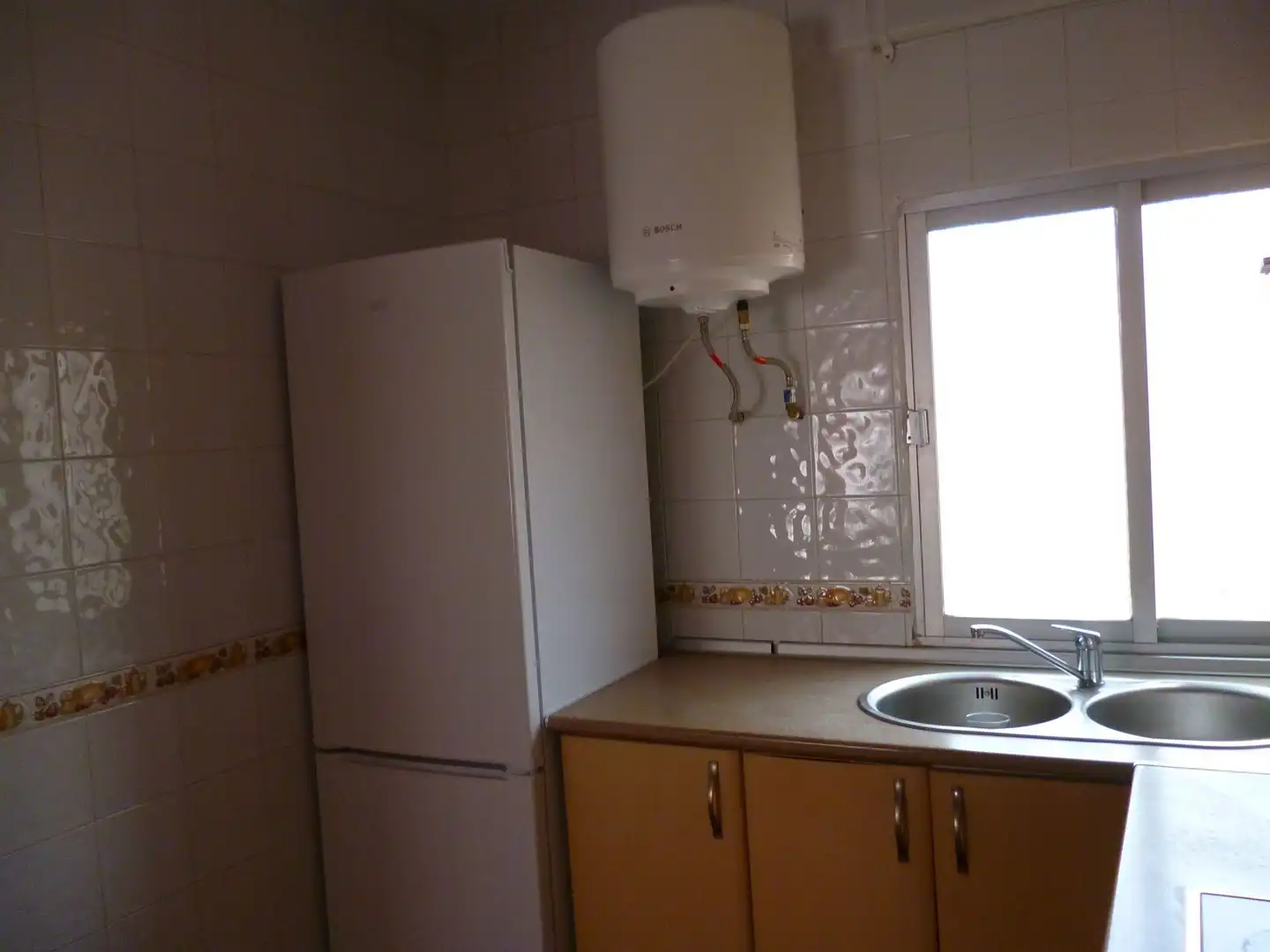 Kitchen of Flat for rent in Algeciras  with Furnished