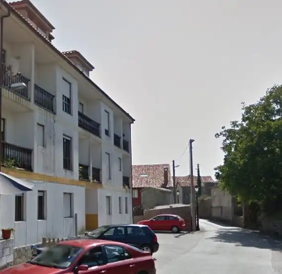 Vista exterior de Piso en venta en Udías