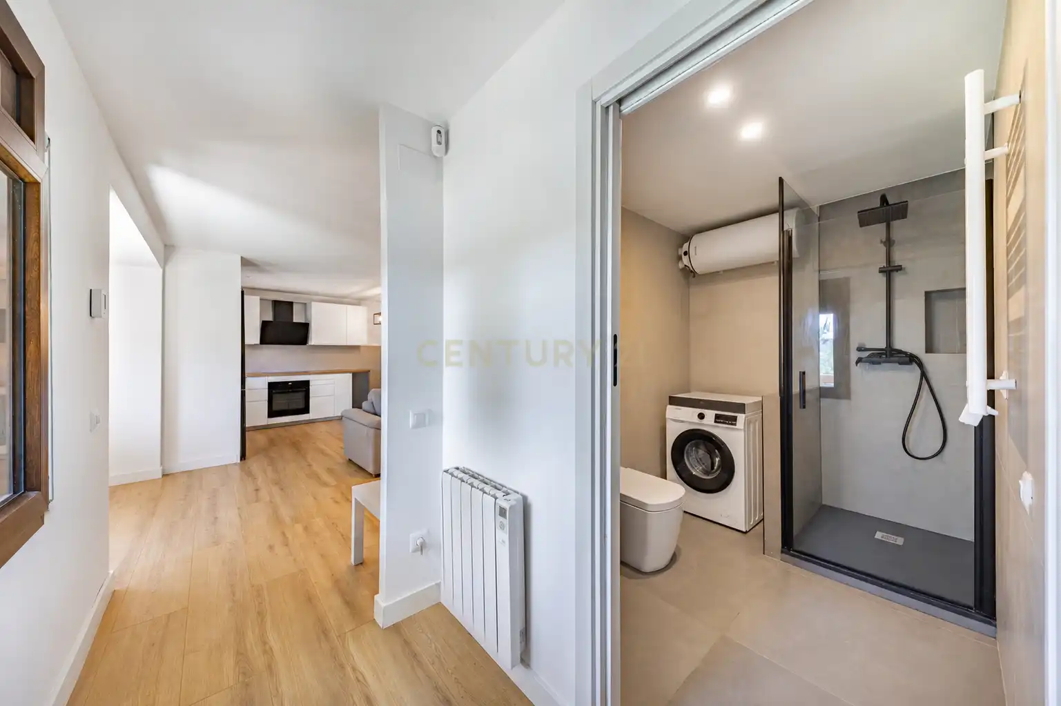 Dormitori de Casa o xalet en venda en Sant Cugat del Vallès amb Jardí privat i Traster