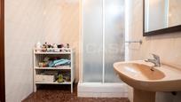 Bathroom of Flat for sale in L'Hospitalet de Llobregat  with Terrace