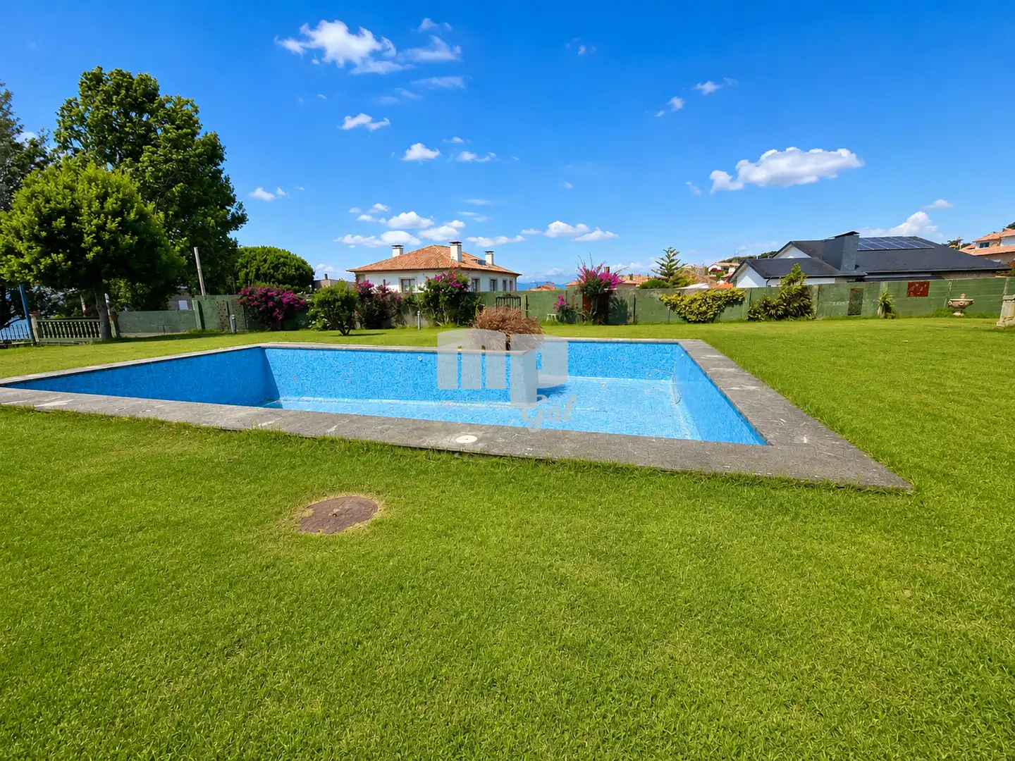 Swimming pool of Houses for sale in Vigo   with Heating, Private garden and Terrace