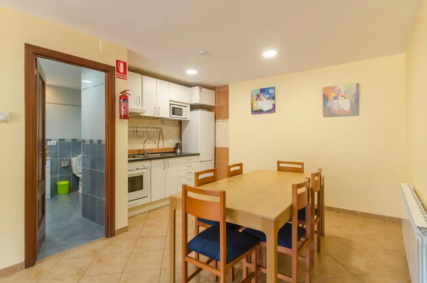 Cuina de Casa o xalet en venda en Lloret de Mar amb Calefacció, Jardí privat i Terrassa